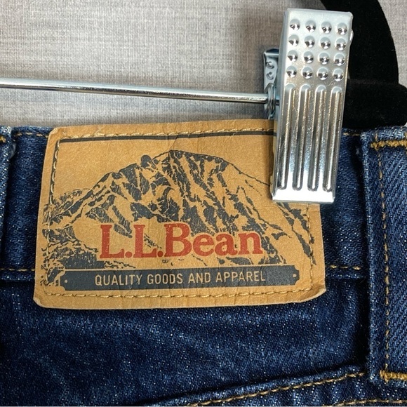 LL Bean Jeans Standard Fit 34x29 Cotton Medium Wash - Picture 4 of 8